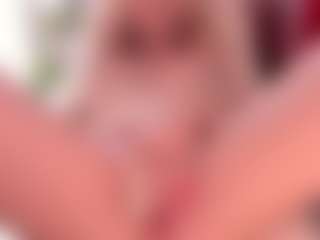 blondebab3's Live Sex Cam Show