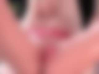 Live cam show with blondebab3 - Blonde Hair Curvy on Camsoda