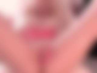 Live cam show with blondebab3 - Blonde Hair Petite on Camsoda