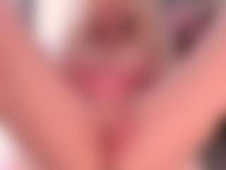 blondebab3's Live Sex Cam Show