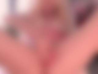 Live cam show with blondebab3 - Strip on Camsoda
