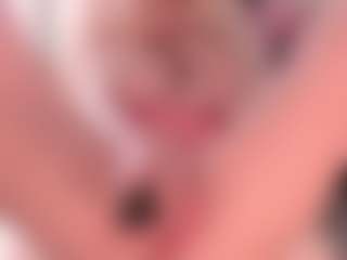 blondebab3's Live Sex Cam Show