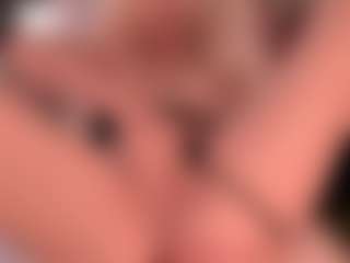 blondebab3's Live Sex Cam Show