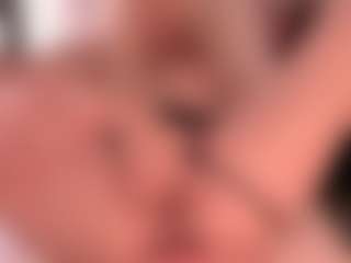 blondebab3's Live Sex Cam Show