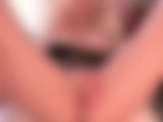blondebab3's Live Sex Cam Show