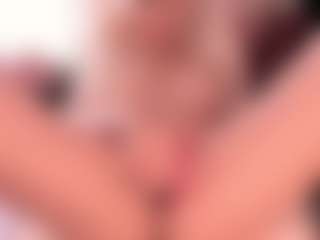 blondebab3's Live Sex Cam Show