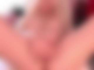 Live cam show with blondebab3 - Petite Toys on Free Soda