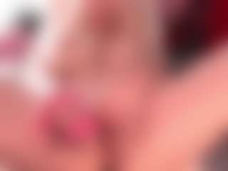 Live cam show with blondebab3 - Latina on Milfs Live