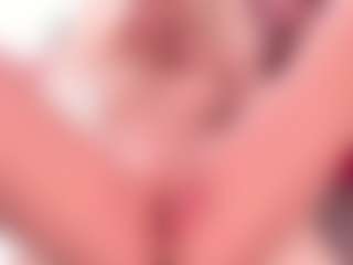 blondebab3's Live Sex Cam Show