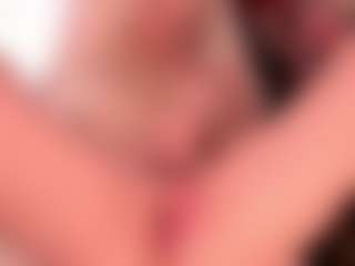 blondebab3's Live Sex Cam Show