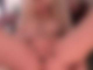 blondebab3's Live Sex Cam Show