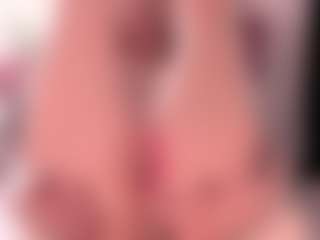 blondebab3's Live Sex Cam Show