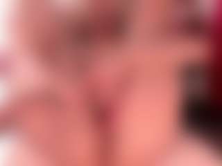 blondebab3's Live Sex Cam Show