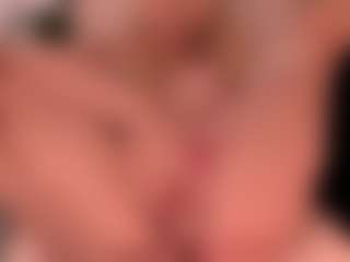 blondebab3's Live Sex Cam Show