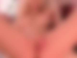 blondebab3's Live Sex Cam Show