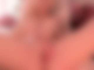 Live cam show with blondebab3 - Blonde Hair on friskycurves.com