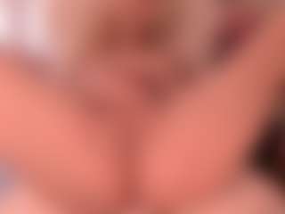 blondebab3's Live Sex Cam Show