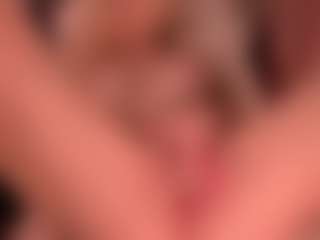 blondebab3's Live Sex Cam Show