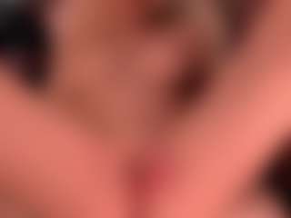 blondebab3's Live Sex Cam Show