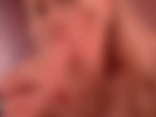 Live cam show with blondebab3 - Tease on Mixed Magazine Live
