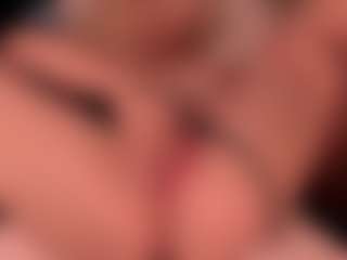 blondebab3's Live Sex Cam Show