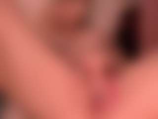 blondebab3's Live Sex Cam Show