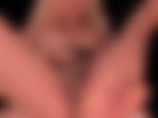 blondebab3's Live Sex Cam Show