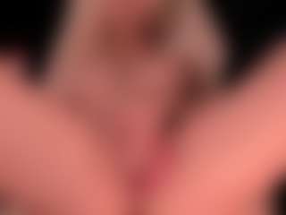 blondebab3's Live Sex Cam Show