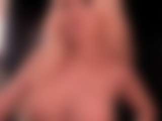 Live cam show with blondebab3 - Lush Curvy on Camsoda