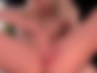 blondebab3's Live Sex Cam Show