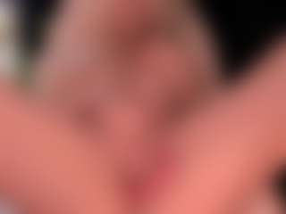 blondebab3's Live Sex Cam Show