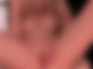 blondebab3's Live Sex Cam Show