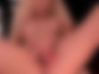 blondebab3's Live Sex Cam Show
