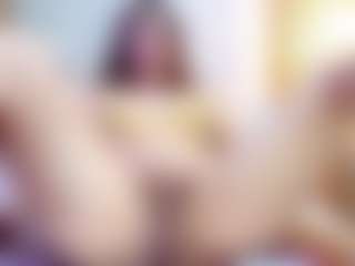 Live cam show with abigailowens - Lesbian on AdultVida.com