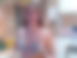 Live cam show with abigailowens - Athletic Cosplay on liverealitysex.com