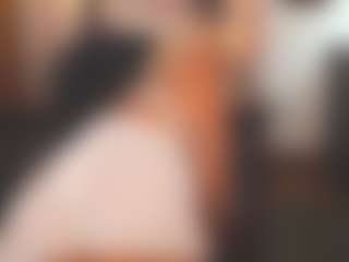 Live cam show with sassythang4u - Tanlines on friskycurves.com