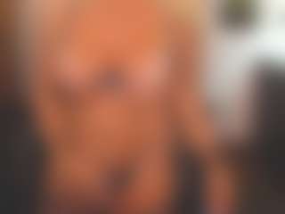 Spettacolo in cam dal vivo con sassythang4u - Granny su Camsoda