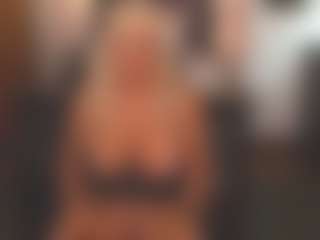 sassythang4u's Live Sex Cam Show