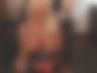 sassythang4u's Live Sex Cam Show