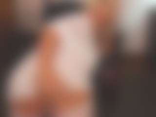 Live cam show with sassythang4u - Gamer Mature on Hubzter Live