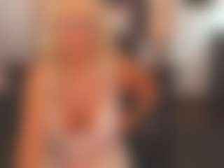 Live cam show with sassythang4u - Spank Mature on Soda Cam