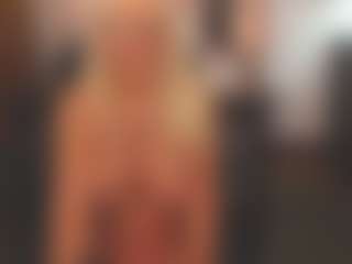 sassythang4u's Live Sex Cam Show