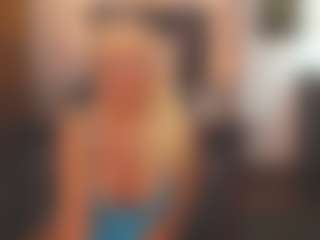 Live cam show with sassythang4u - Blue Eyes on sexylive.show