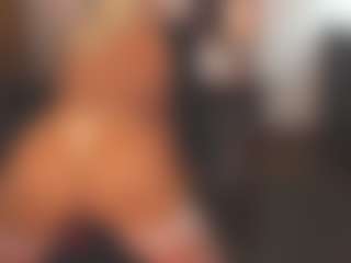 sassythang4u's Live Sex Cam Show