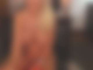 sassythang4u's Live Sex Cam Show