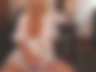 Live cam show with sassythang4u - Granny Squirt on Camsoda