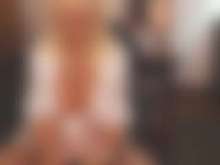 sassythang4u's Live Sex Cam Show