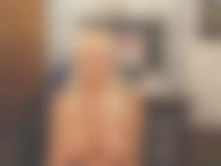 sassythang4u's Live Sex Cam Show