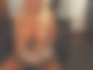sassythang4u's Live Sex Cam Show