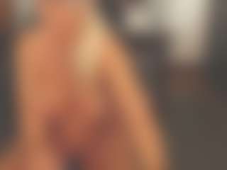 Live cam show with sassythang4u - Granny Big Tits on x69.live
